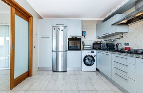 Lagos Apartment | Varandas House: Location | Pool | Families and Friends