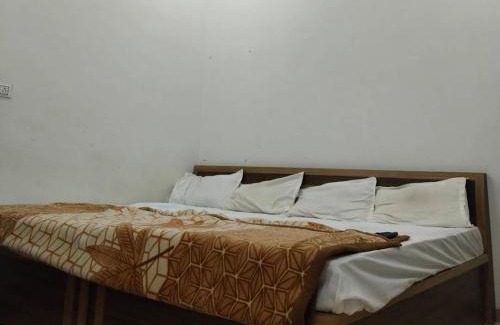 Kedarnath House | Vasanth Guest House