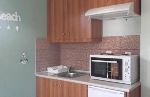 Kala Nera Apartment | Vasileiou Family Studio Sleeps 4