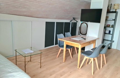 Chaffois Apartment | Vaste studio chaleureux