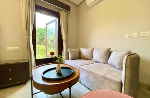 Dehradun Apartment | Vastu Serene Studio Apartment