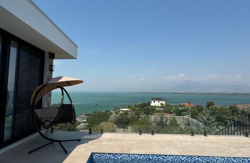 Shkoder Villa | Vatër by lake