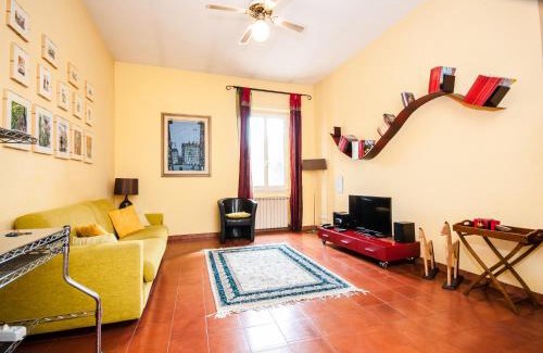 Quartiere XIII Aurelio Apartment | Vatican Penthouse Near S.Peter's Square