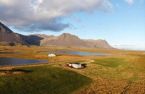 Snaefellsnes Peninsula House | Vatnsholt in Snæfellsnes - Birta Rentals