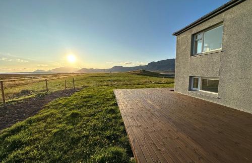 Snaefellsnes Peninsula House | Vatnsholt in Snæfellsnes - Birta Rentals