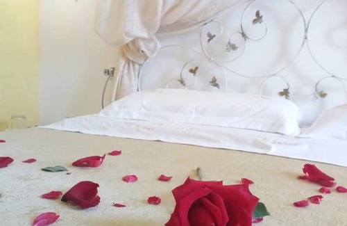 San Lazzaro House | Vecchio West