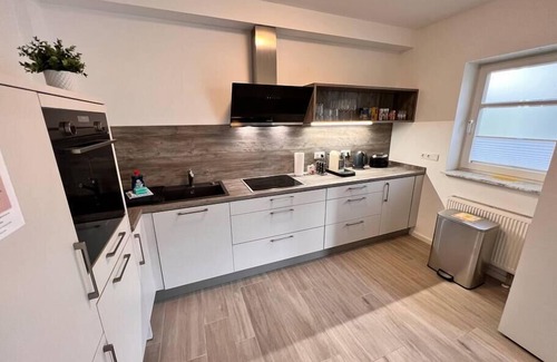Dreieich Condo | Veens Crew Home 4 Pax