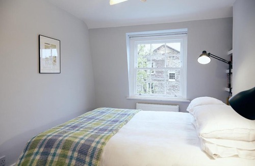 Angel House | Veeve - Angel Hideaway