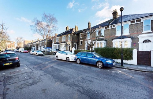 Tufnell Park House | Veeve - Garden Grand