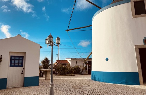 Atalaia House | Veleiro do MOBY - Renovated windmill - 10 minutes from the beach