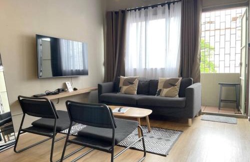 Ban Phan Thom Apartment | Vélin Khaosan - 5th Floor apartment with 2Bedrooms