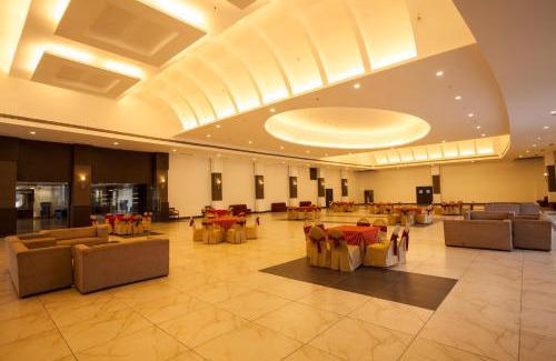 Zirakpur Hotel | Velvet Clarks Exotica