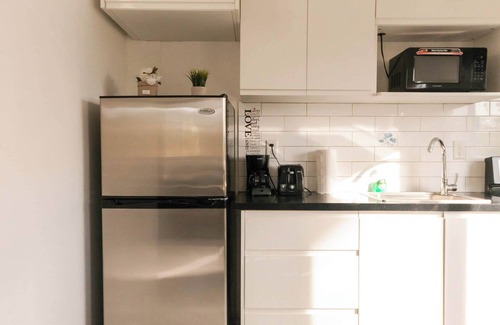 Venetian Road Settlement Apartment | Venetian Breeze Cozy Studio #7
