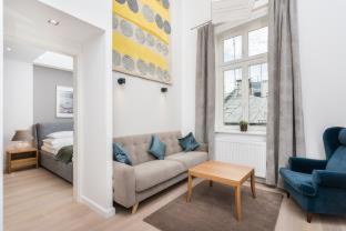 Old Town Apartment | Venetian House Market Square Aparthotel