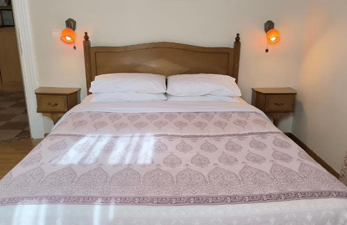 Kastoria House | Venetula's Rooms - Varvara