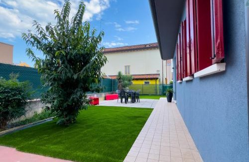 Olmo di Mira House | Venezia-Mestre Love Nest Bros2