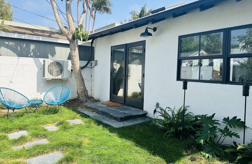 Marina del Rey Cottage | Venice/Marina Del Rey Cottage studio with Private Garden