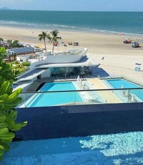 Khao Takiab Apartment | Veranda by Welcome Hua Hin