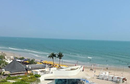 Khao Takiab Apartment | Veranda by Welcome Hua Hin