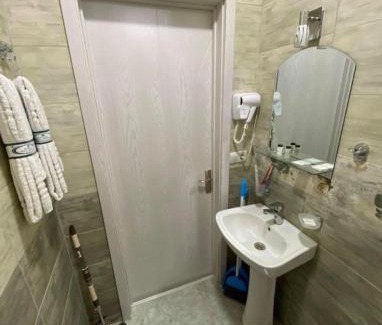 Khelvachauri Hotel | Veranda White House