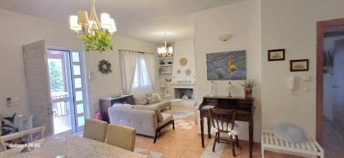 Archanes House | Verdalia Private Holiday House