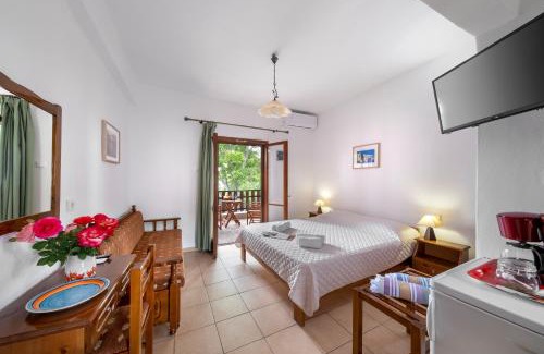 Koropi Apartment | Vergonis Studios