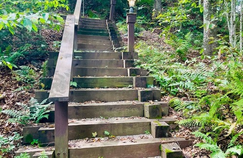 Stockbridge House | Vermont Mountain Home located between Killington and Sugarbush Ski Areas.