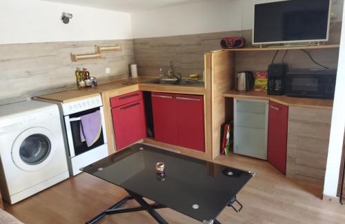 Cournonterral Apartment | vero tony