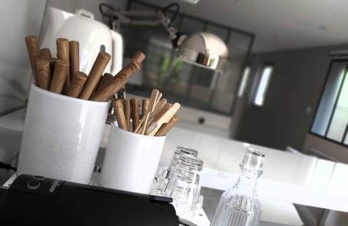 Saint-Rambert Apartment | Very charming studio in LYON on a "Cosy & Romantic" courtyard