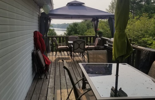 Arden Cottage | Very Clean Family Cottage on Beautiful Kennebec Lake in Arden