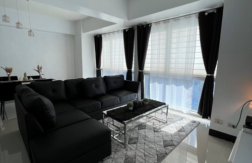 Bagumbayan Condo | Very closed to the malls and stores