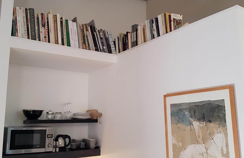 Tarascon Apartment | Very comfortable independent studio of 30 m2, in a 19th century presbytery.