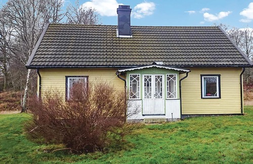 Fegen House | Very cozy cottage, surrounded by a meadow and forest and a sea view to the east and south bidder.