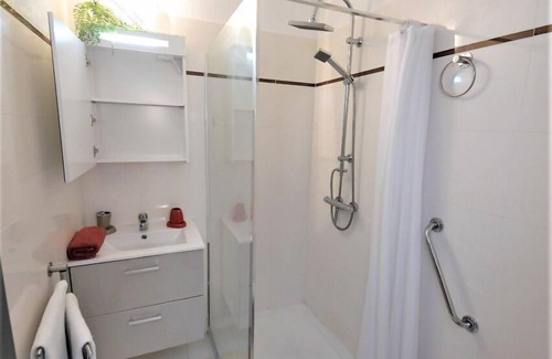 Pointe du Bout Bed & Breakfast | Very nice, air-conditioned, self-contained room