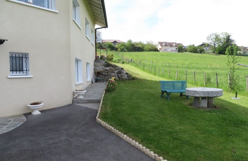 Maxilly-sur-Leman Apartment | Very nice apartment in Side Villa in Evian Les Bains