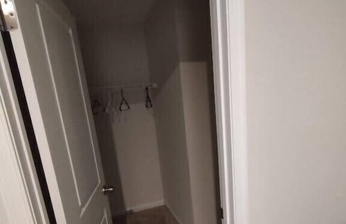 Obetz House | Very nice location close to many restaurants and shopping centers