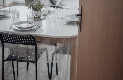 Ernee Apartment | very pleasant and warm accommodation