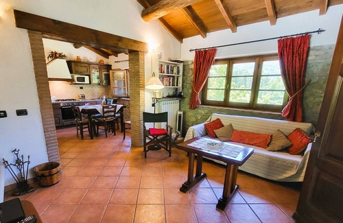 Camporgiano Villa | Very private Sympathetically Restored Barn With Private Pool, Country Views WIFI