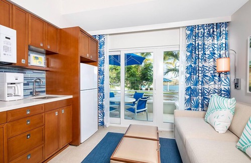 Estate Frenchman Bay Resort | Very Romantic Secluded Beach Getaway in St. Thomas Island