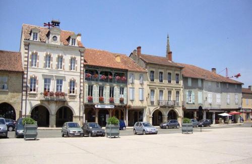 Buzon House | Very spacious and luxurious holiday home on quiet estate 1880 with pool