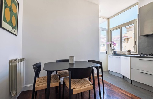 Arenella Apartment | Via Domenico Fontana 81