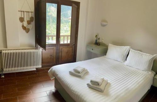 Proussos Hotel | Via Ferrata Hotel