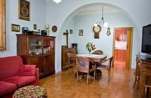 Lorenzana Villa | Via I Gioielli 4 Crespina Lorenzana 56042 Pisa (PI)
