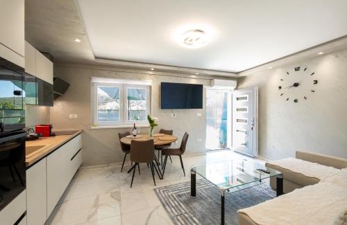 Secovlje Apartment | Via Parenzana Trailside Comfort