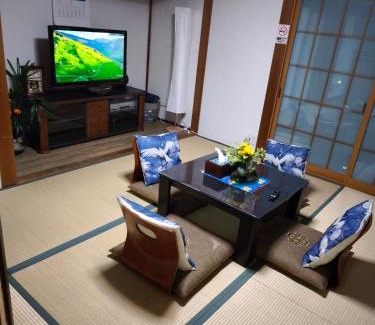 Izumisano House | Via Tsuru鶴苑1 minute from the station!