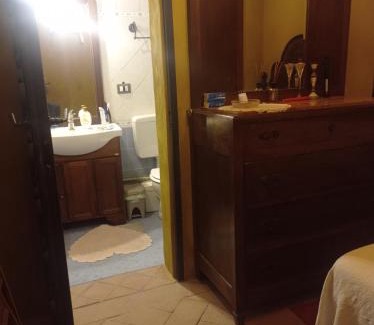 Castagneto Carducci Apartment | Via VARESE 9C