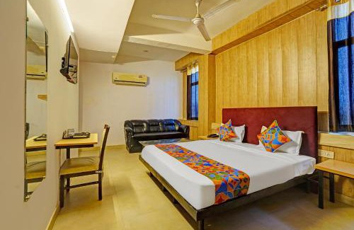 Vasundhara Hotel | Via Vasundhara Grand