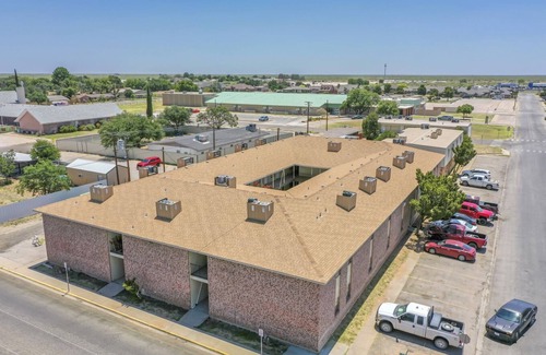 Monahans Apartment | Vibrant 1BR Apartment, Pet-Friendly!