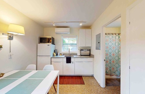 St. Pete Beach Apartment | Vibrant Beach Studio #1-more units also available