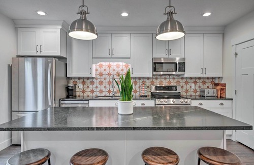 Draper Apartment | Vibrant Chic Home ~ 20 Mi to Salt Lake City!